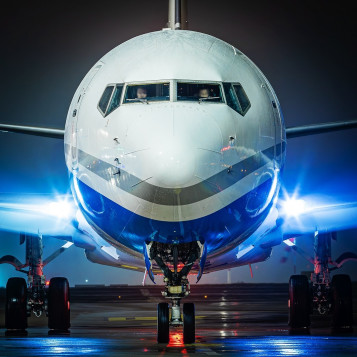 ?? Boeing 737 Max 8 Enter Air...